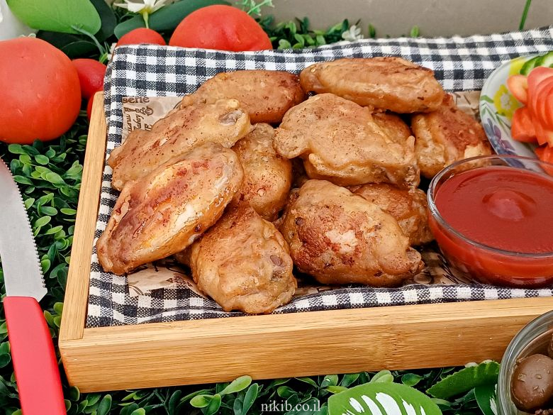 עוף בטמפורה פריך וזהוב עוף בטמפורה פריך וזהוב