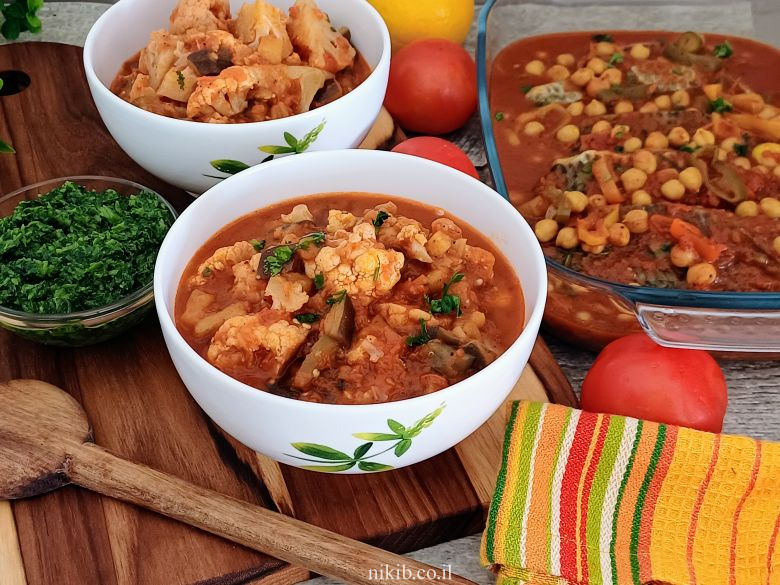 חצילים וכרובית ברוטב פיקנטי