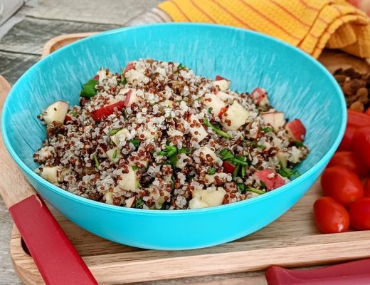 סלט קינואה ותפוחים ומנצח