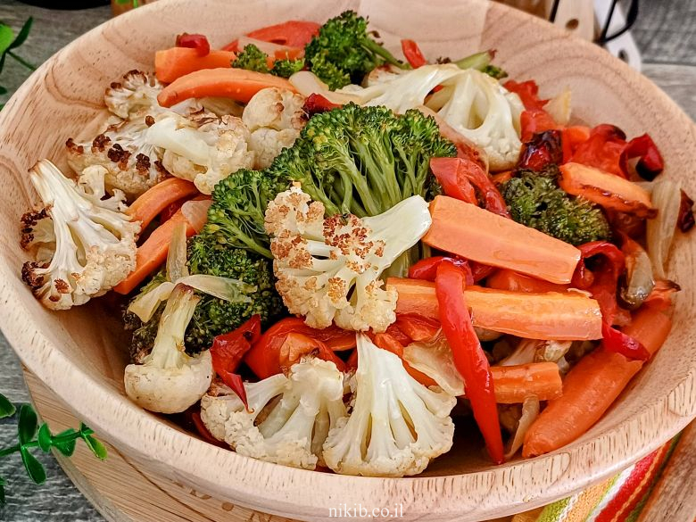 ברוקולי וכרובית בתנור ברוקולי וכרובית בתנור