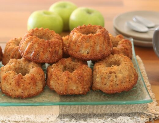 מאפינס תפוחים ושיבולת שועל