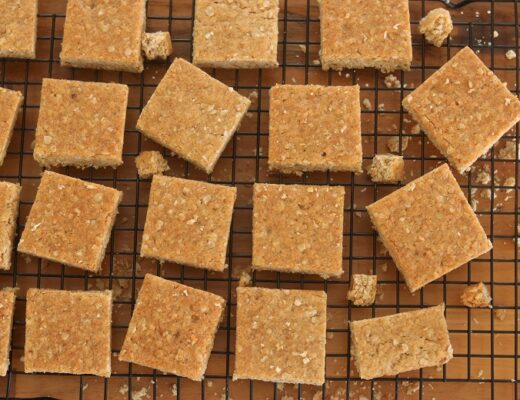 חטיפי שיבולת שועל פצצה של אנרגיה