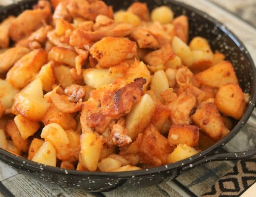 חזה עוף מוקפץ עם תפוחי אדמה