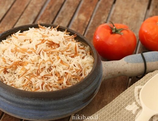 אורז עם אטריות