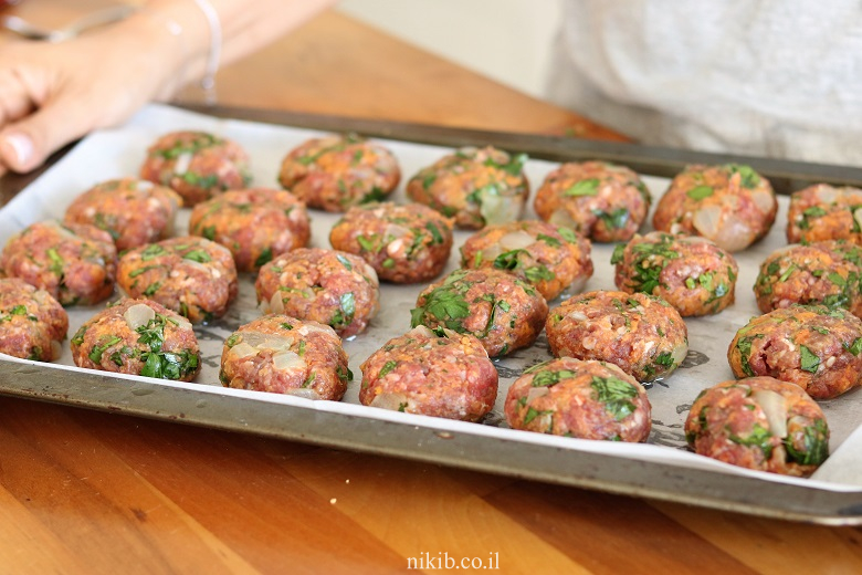 קציצות אפויות רכות ועסיסיות!