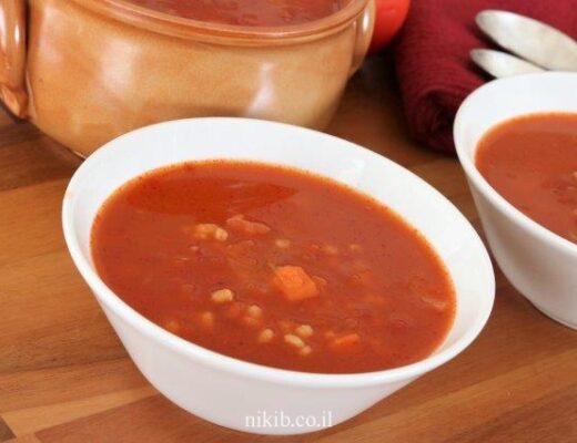 מרק עגבניות וגריסי פנינה