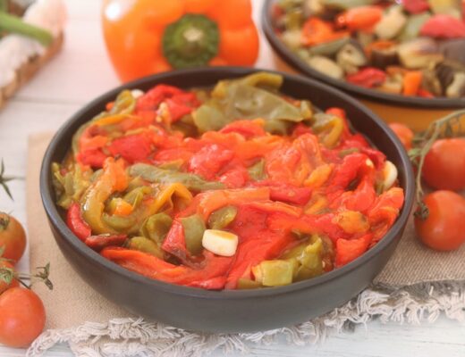 סלט פלפלים קלויים