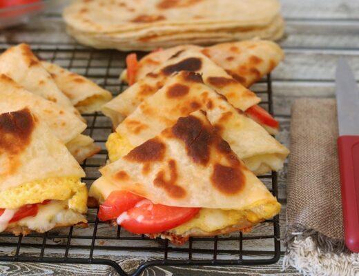 טורטייה טוסט במחבת