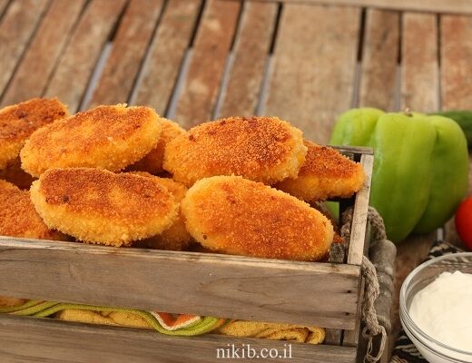 נגיסי תירס וגבינות