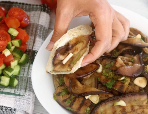 חצילים בתחמיץ