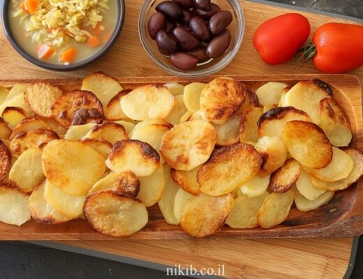 ככה מכינים תפוחי אדמה אפויים במינימום שמן