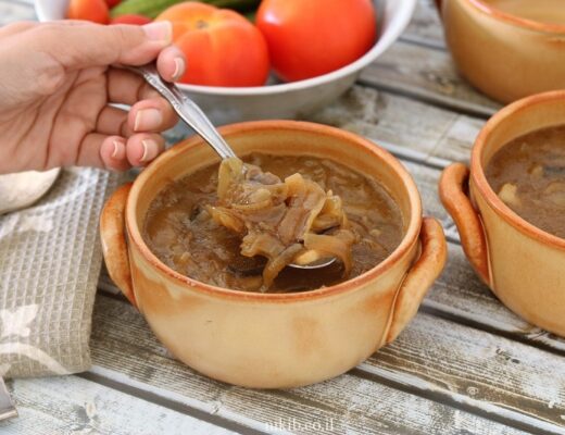 מרק בצל עם פטריות