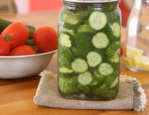 מלפפונים חמוצים ביתיים