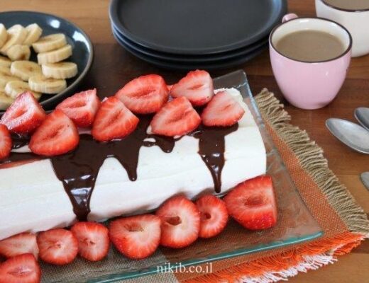 רולדת ספוג עם מוס גבינה