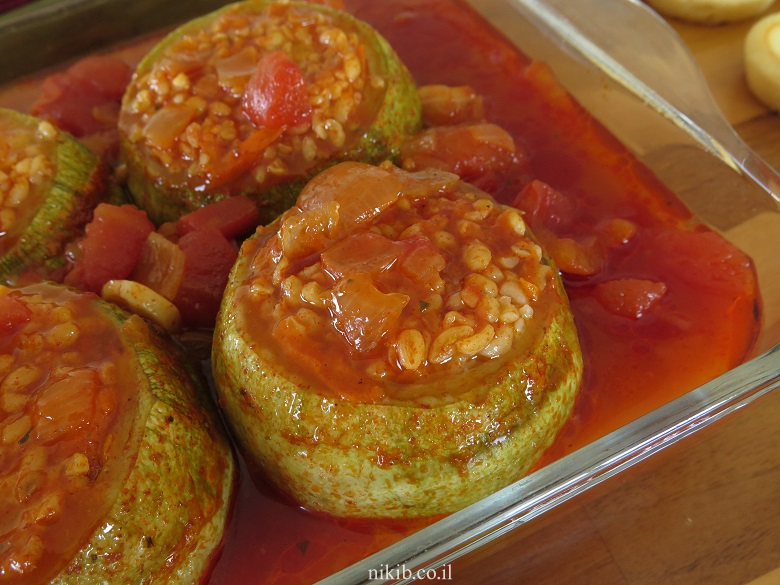 קישואים ממולאים בורגול