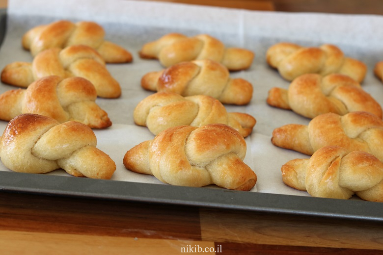 לחמניות קשר שום