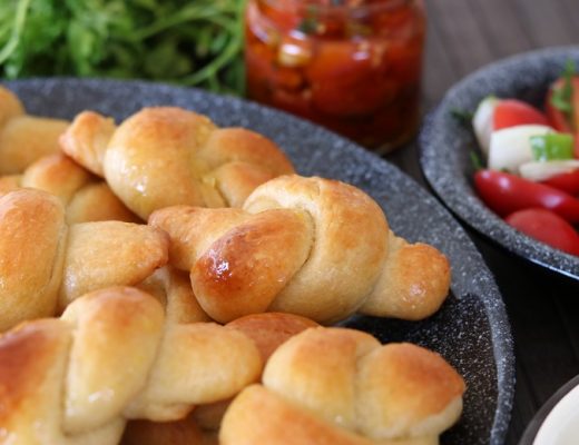 לחמניות קשר שום