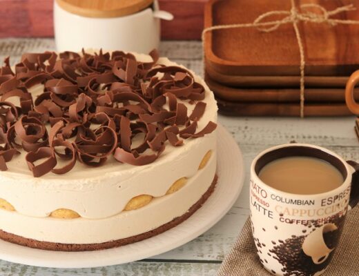 עוגת מוס קפה שוקולד משגעת וממכרת!