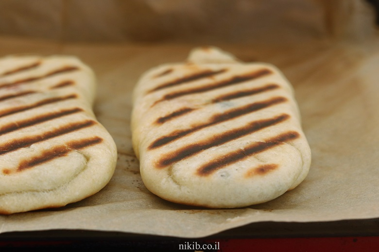טוסט גבינה מושחת באמת טוסט גבינה מושחת באמת