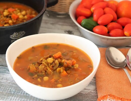 מרק חומוס ועדשים