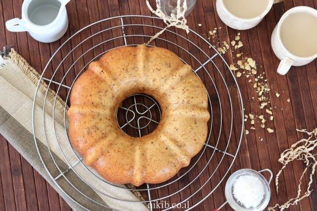 עוגת קינמון שמנת ואגוזים