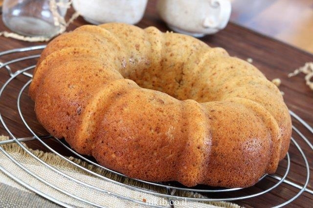 עוגת קינמון שמנת ואגוזים