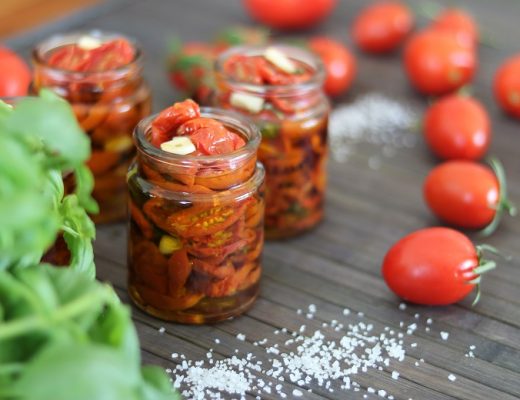 עגבניות מיובשות בשמן זית