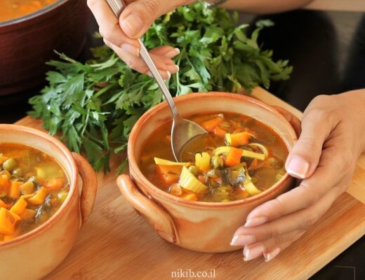 מרק אפונה וגזר