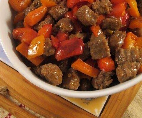 סטייק מוקפץ עם ירקות