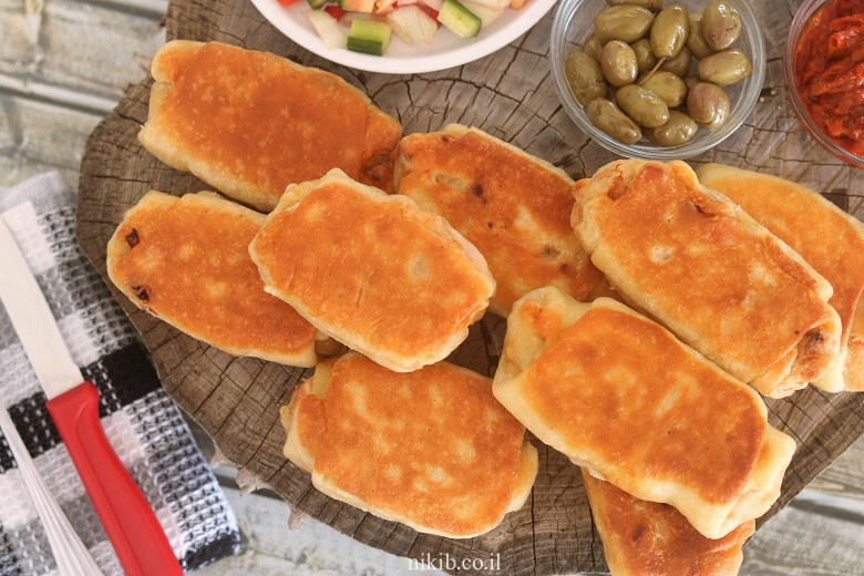 בורקס בשר במחבת – מתכון קל וטעים במיוחד