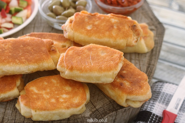 בורקס בשר במחבת – מתכון קל וטעים במיוחד