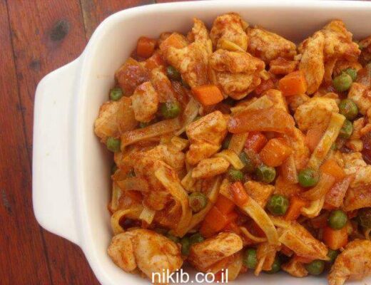 חזה עוף עם אפונה וגזר