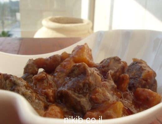 בקר ברוטב דבש וחרדל שיוצא רך רך