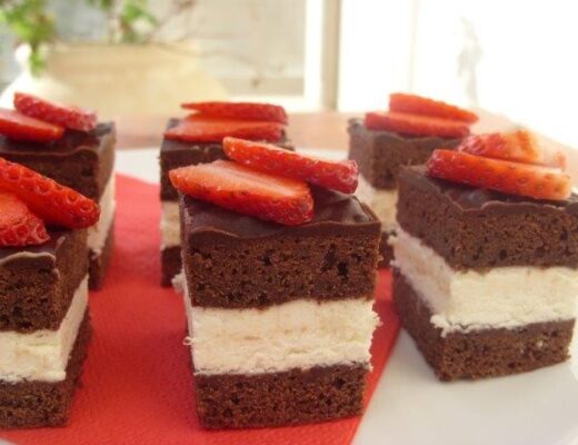 עוגת שכבות קלה להכנה