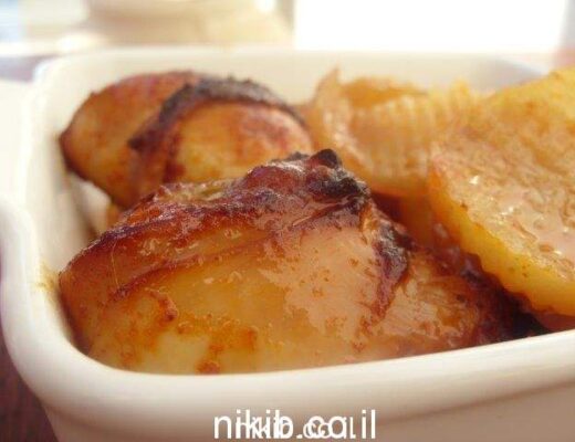 עוף בתנור עם תפוחי אדמה