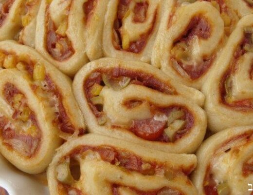 מאפה שבלולי פיצה