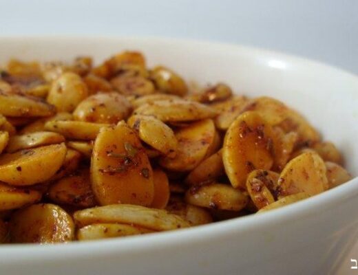 שקדים מתובלים נשנוש מדליק