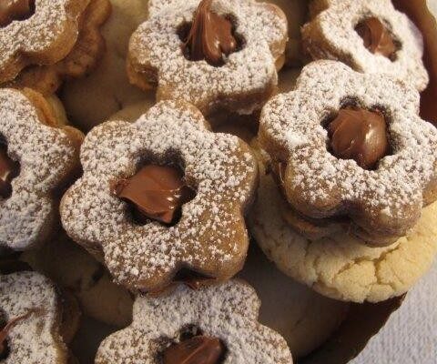 עוגיות תמרים ושוקולד