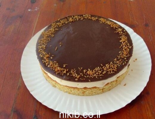 עוגת מוס אננס ושוקולד